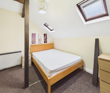 1 bedroom Duplex to rent - Photo 5