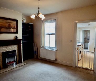 3 bedroom house to rent - Photo 2