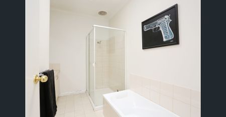 Comfortable and Convenient Single Level Living - Photo 4