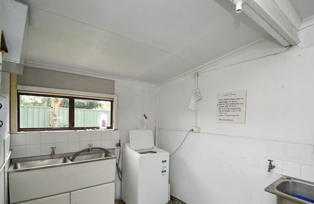 Two Bedroom Unit, Central Mandurah Location! - Photo 1