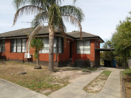 CHARMING RENOVATED UNIT - Photo 5