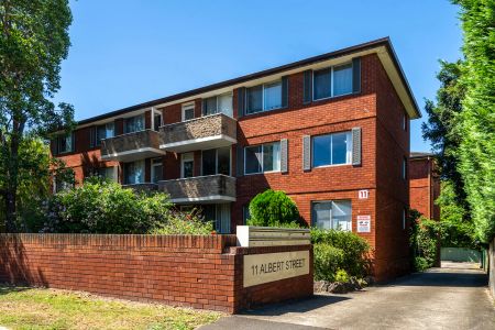 Freshly Updated Two-Bedroom Apartment in a Convenient North Parramatta Location - Photo 5