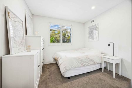 Modern 3 Bedroom Apartment in Ideal Bondi Beach Position with LUG - Photo 4