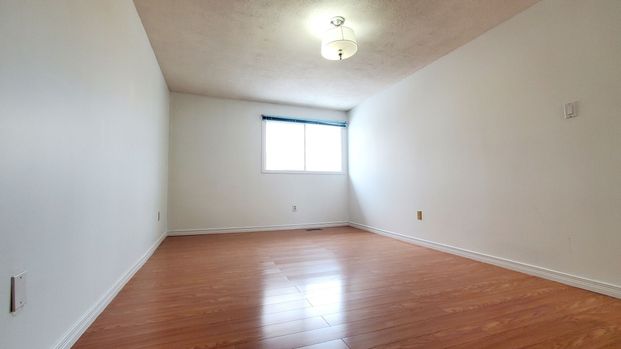 For Lease - 6 Cottsmore Crescent, Markham, Ontario - Photo 1