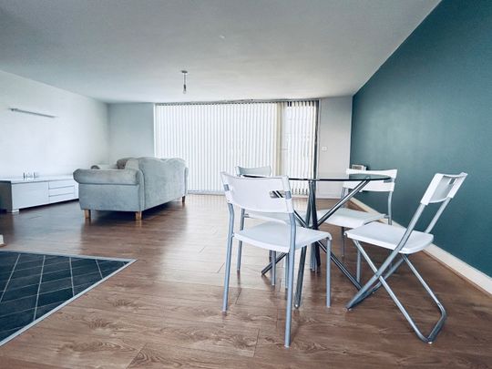 2 Bed Penthouse, Hulme High Street, M15 - Photo 1