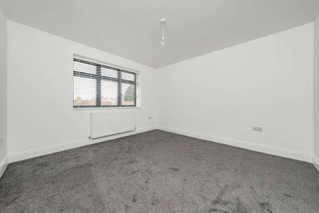 Worcester Road, Uxbridge, UB8 - Photo 4