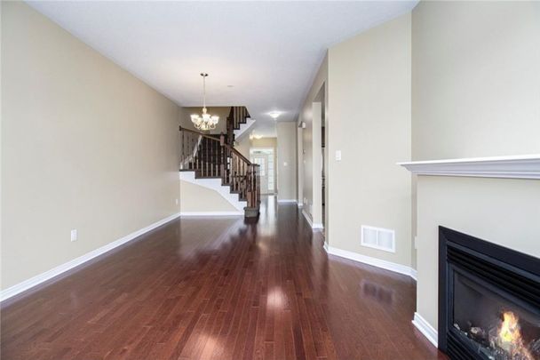 For Lease - 492 Dundonald Drive, Barrhaven, Ontario - Photo 1