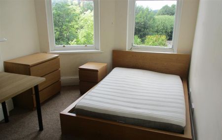 Royal York Villas, Clifton, Bristol - Photo 4