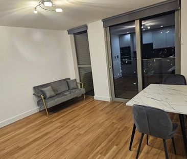 2 Bed Flat, Venice Corte, SE13 - Photo 2