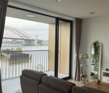 Te huur: Appartement Pampuskade in Rotterdam - Photo 1