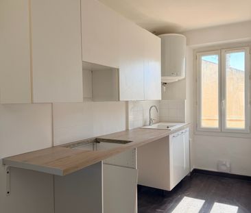 Location Appartement 3 pièces 54m² TOULON 83000 - Photo 4