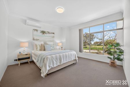 Coastal Comfort Meets Everyday Convenience - Photo 4