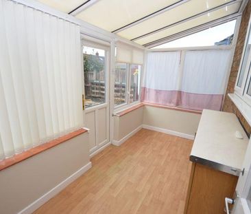 2 bedroom detached bungalow to rent - Photo 1