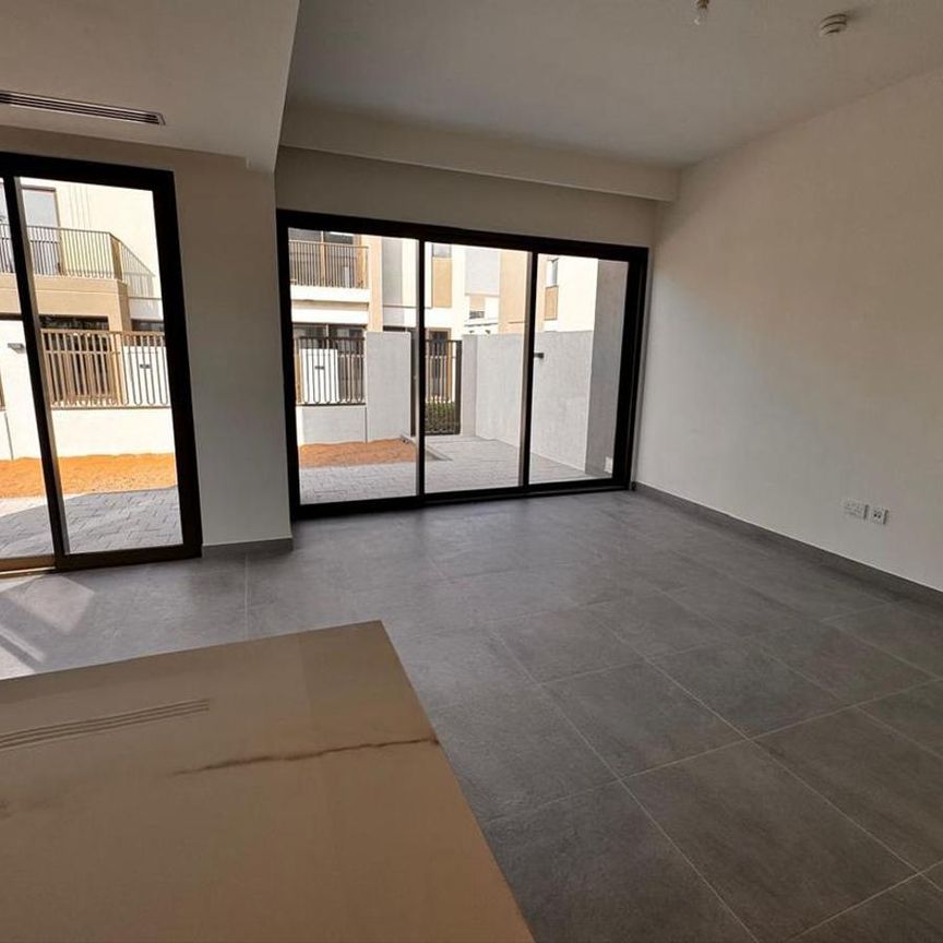 Facing Swimming Pool , Best Location - Photo 1