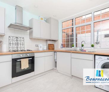 2 bedroom ground floor flat to rent - Photo 3