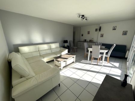 Location Appartement 2 pièces 61m² FONTAINE LES DIJON 21121 - Photo 2