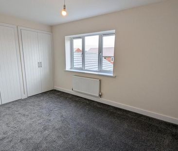 3 bedroom semi-detached house to rent - Photo 1