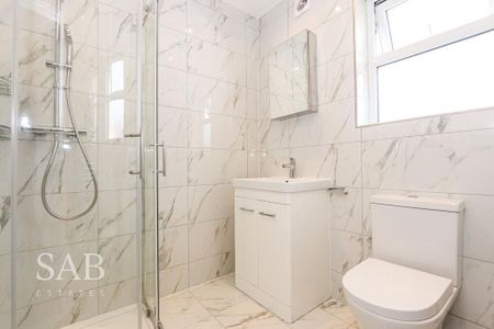 1 bedroom in a house share to rent - Photo 5