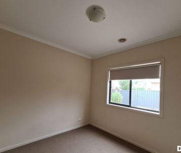 CONVENIENT LOCATION IN TARNEIT - Photo 6