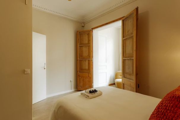 Carrer de Gombau, Barcelona, Catalonia 08003 - Photo 1