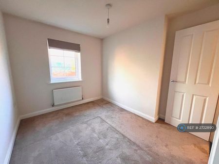 3 bedroom terraced house to rent - Photo 4