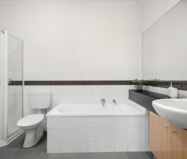 Townhouse Living - Photo 2