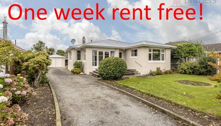 Four Bedroom home in a great location - Photo 5