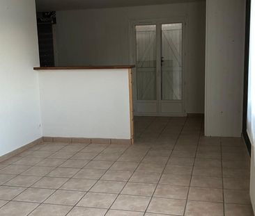 Location Maison 5 pièces 96m² ABREST 03200 - Photo 6