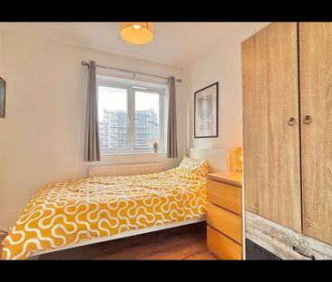 Room in a Shared House, Salmon Lane, E14 - Photo 3