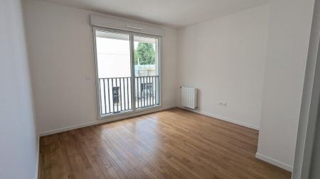 location Appartement F5 DE 106.57m² À CLICHY - Photo 4