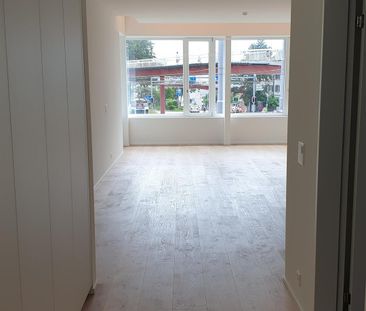 Gekühlte moderne 1.5-Zimmer-Gartenwohnung mit Terrasse - Photo 1