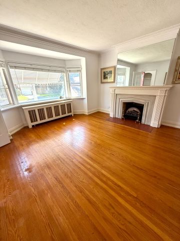 For Lease - 138 Glenwood Crescent, Toronto, Ontario - Photo 3