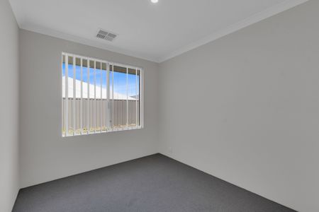 Brand New 4 x 2 Home in Hilbert - Photo 5