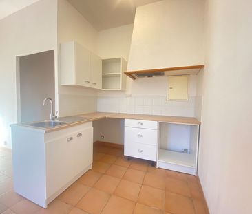 Location appartement 2 pièces, 51.76m², Lézignan-Corbières - Photo 1