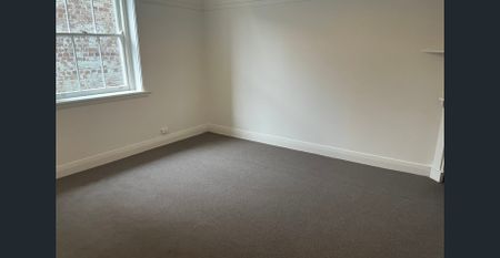 Full of natural light 1 bedroom Unit!! - Photo 2