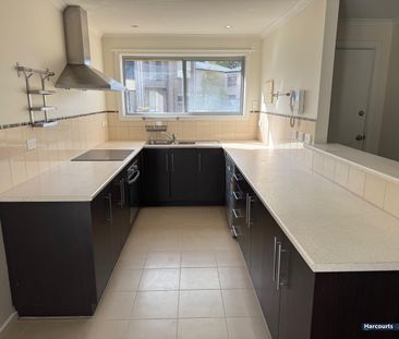 13/14 Bradbury Street, Parafield Gardens SA 5107 - House For Rent |... - Photo 5