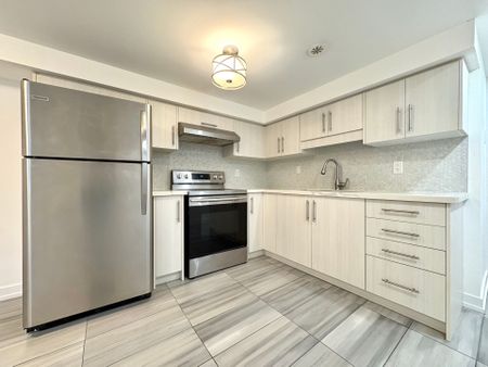 For Lease - 149 campbell Avenue, Toronto, Ontario - Photo 2