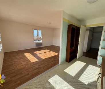 Location Appartement 2 pièces 52m² TOURLAVILLE 50110 - Photo 1