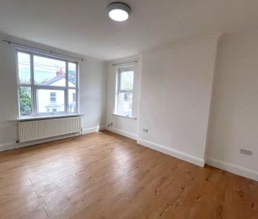 Kings Road, Fleet, Hampshire, GU51 - Photo 5