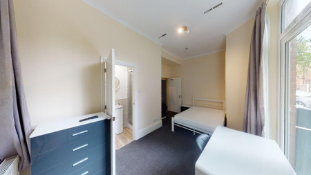 14 bedroom detached house to rent - Photo 2