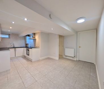 Flat to rent in Hills Road, 163 Hills Road, Cambridge, CB2 8RJ - Photo 5