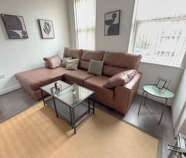 5 bedroom terraced house to rent - Photo 4