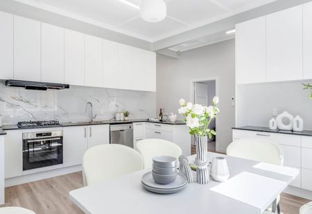 42 Mount Smart Road, Onehunga, Auckland - Photo 2