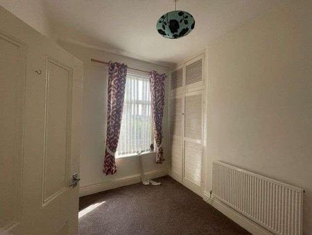 Holker Street, Barrow-in-furness, Cumbria, LA14 - Photo 4