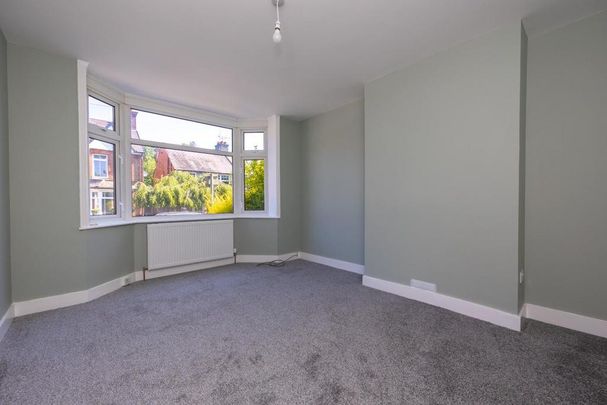 2 bedroom maisonette to rent - Photo 1