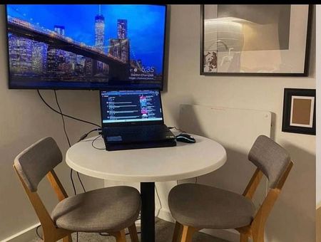 Modern 1BR Townhouse in Te Aro - Photo 3