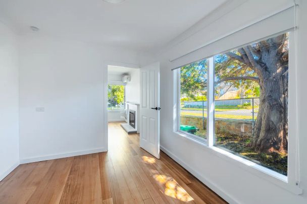 “RENOVATED BEAUTY AND READY TO MOVE IN” - Photo 1