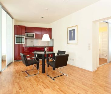 Double Modern - Photo 3