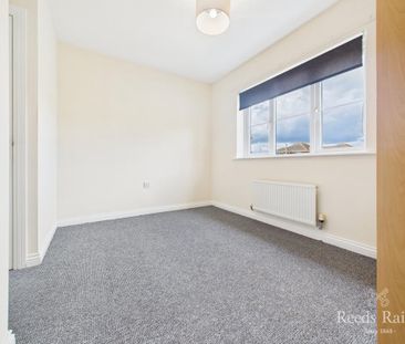 2 bedroom terraced house to rent - Photo 3