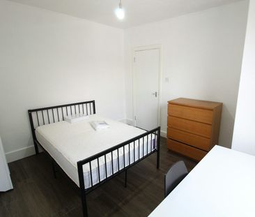Maisonette to rent on - Photo 1
